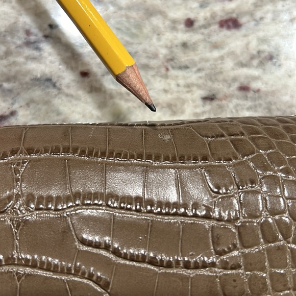 Henri Bendel Uptown Organic Wrist Wallet Clutch - Crocodile Light Brown - Picture 13 of 13